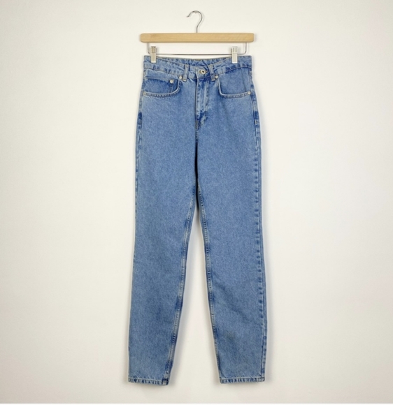 The Ragged Priest Lightwash Mom Jeans - Picture 2 of 10